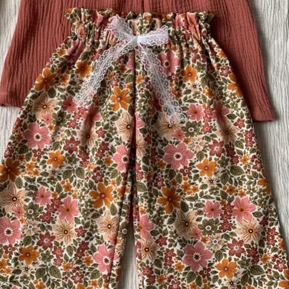 PANTALON LARGE FLEURI