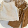 Gilet reversible blanc et fleurs